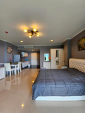 ViewLay Condo